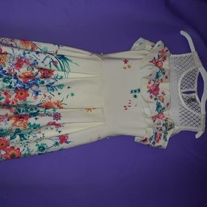 White flower print dress